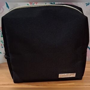 NWT Salvatore Ferragamo & Alitalia Magnifica Black Nylon Cosmetic Toiletry Pouch